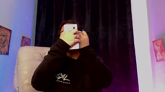 queen salomme online show from 21, 12, 2025