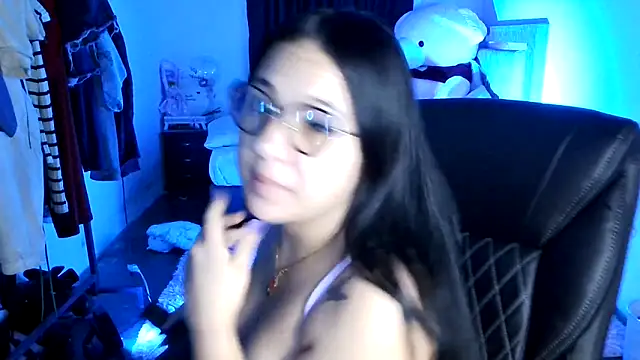 sacha torres02 online show from 1, 3, 2026