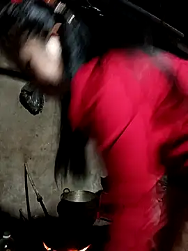 tulipsexy online show from 4, 11, 2025