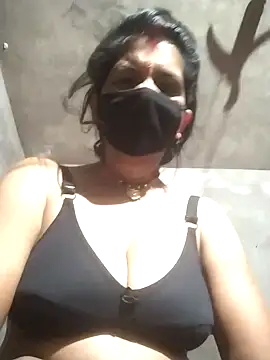 Hott cutgirl online show from 14, 1, 2026