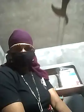 Hott cutgirl online show from 18, 1, 2026