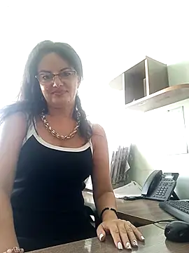 ValeriaLove43211 online show from 22, 9, 2025