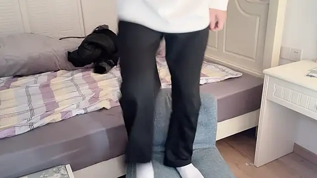 xlong00099 online show from 28, 11, 2025