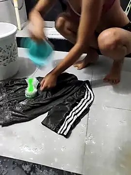 sassyishhu76 online show from 9, 11, 2025