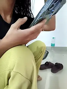 sassyishhu76 online show from 21, 2, 2026