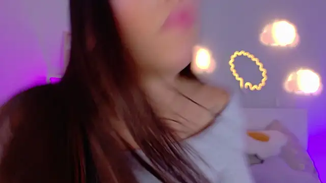 KeendraFox  online show from 31, 10, 2025