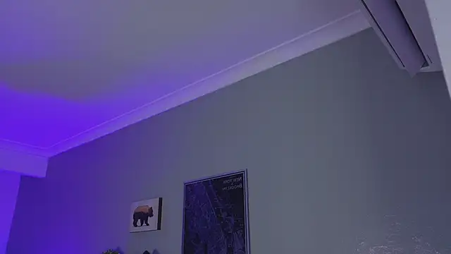 KeendraFox  online show from 30, 3, 2026