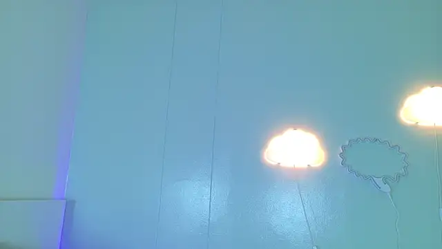 KeendraFox  online show from 20, 4, 2026