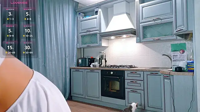 OnlyForYou  online show from 4, 10, 2025