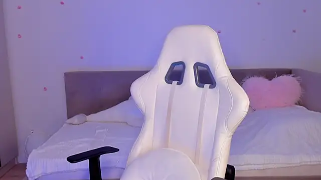 CrystalSoul  online show from 22, 11, 2025