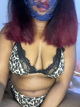 Snapshot of morjana2001 chatting on 4, 12, 2025 morjana2001 online show from 4, 12, 2025
