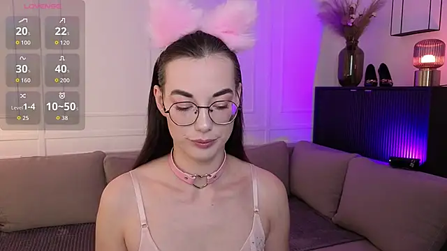 Snapshot of EmmaJakson chatting on 24, 9, 2025 EmmaJakson online show from 24, 9, 2025