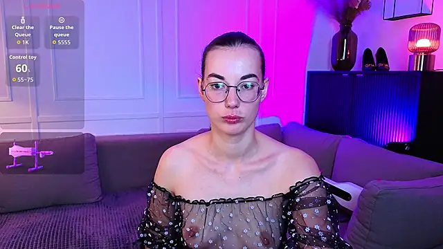 EmmaJakson online show from 14, 10, 2025