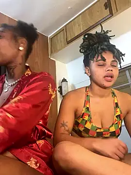 QUEENCALIMOD online show from 28, 2, 2026