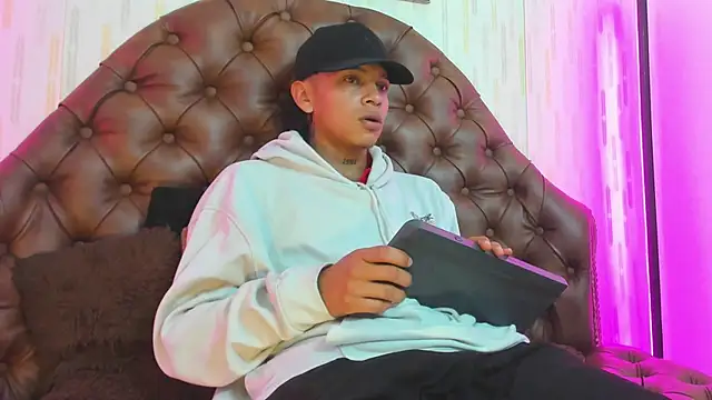 noah blake0 online show from 23, 9, 2025