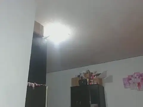 Snapshot of scarlett__jonnes chatting on 28, 11, 2025 scarlett jonnes online show from 28, 11, 2025