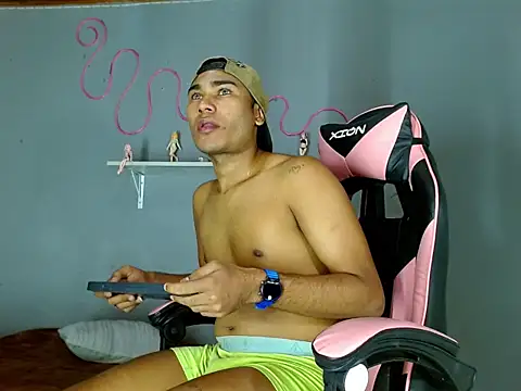 Snapshot of Imperial_lust chatting on 27, 9, 2025 Imperial lust online show from 27, 9, 2025