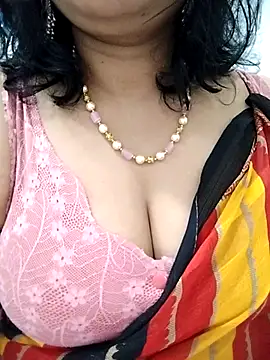 Snapshot of divya-jannu chatting on 12, 11, 2025 divya-jannu online show from 12, 11, 2025