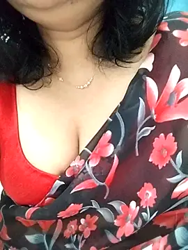 Snapshot of divya-jannu chatting on 24, 11, 2025 divya-jannu online show from 24, 11, 2025