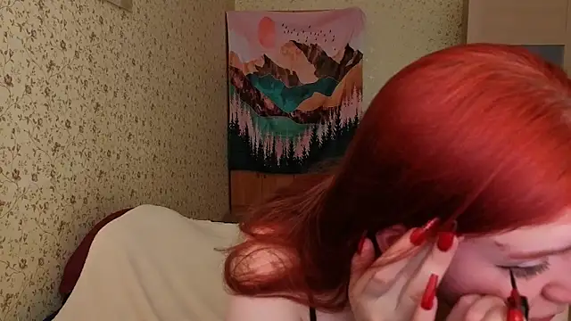 Snapshot of Layla_Glam chatting on 7, 6, 2026 Layla Glam online show from 7, 6, 2026