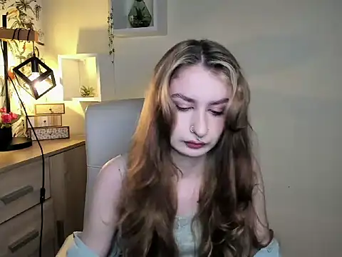 NinaBlond1 online show from 24, 11, 2025