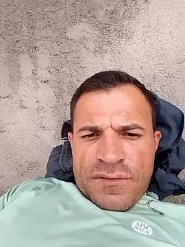 Snapshot of Claudiokkkkk chatting on 17, 12, 2025 Claudiokkkkk online show from 17, 12, 2025