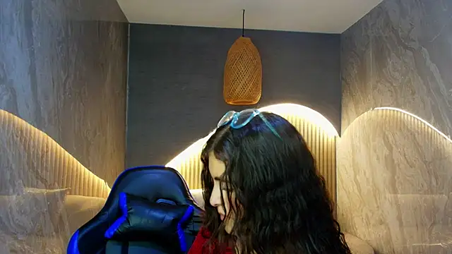 dany r  online show from 10, 11, 2025