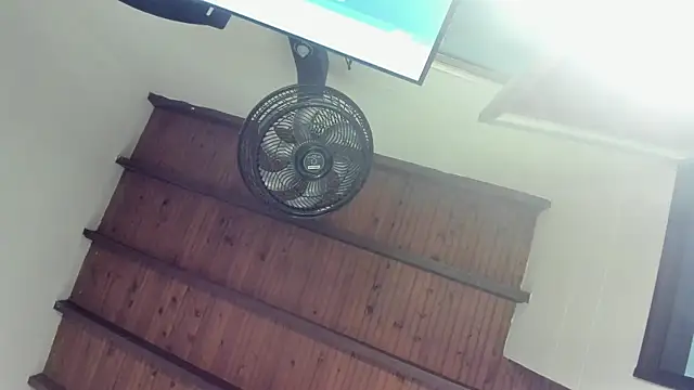 Isabella-Rosssi online show from 11, 10, 2025