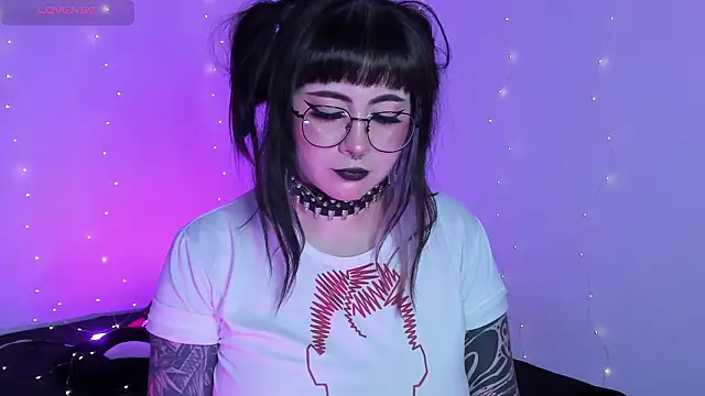 Hallucigenia  online show from 1, 3, 2026