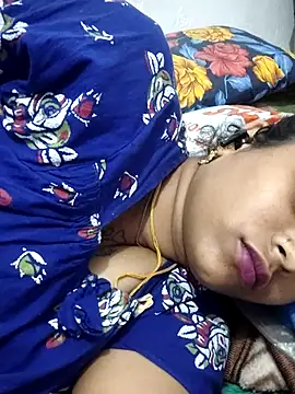 Snapshot of sweetqueen143 chatting on 19, 3, 2026 sweetqueen143 online show from 19, 3, 2026