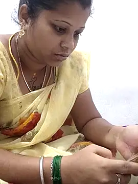 Snapshot of sweetqueen143 chatting on 3, 4, 2026 sweetqueen143 online show from 3, 4, 2026