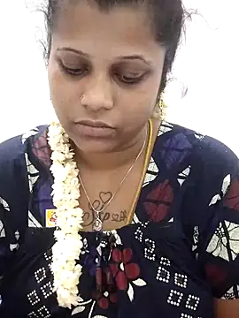 Snapshot of sweetqueen143 chatting on 11, 4, 2026 sweetqueen143 online show from 11, 4, 2026