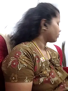 Snapshot of sweetqueen143 chatting on 14, 4, 2026 sweetqueen143 online show from 14, 4, 2026