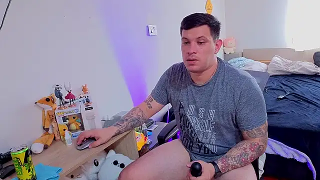 Snapshot of ryden_01 chatting on 22, 10, 2025 ryden 01 online show from 22, 10, 2025