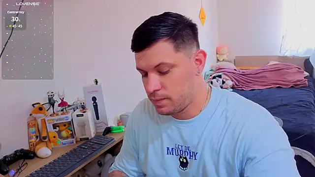 Snapshot of ryden_01 chatting on 15, 11, 2025 ryden 01 online show from 15, 11, 2025