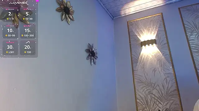 LunaaGrey  online show from 14, 11, 2025