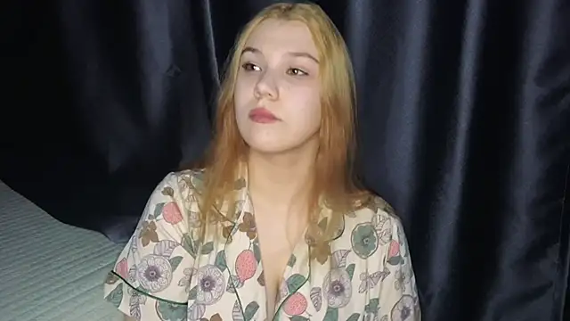 Elvira8cute online show from 30, 10, 2025