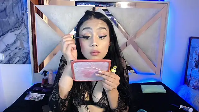 Snapshot of ladymooncs chatting on 21, 7, 2026 ladymooncs online show from 21, 7, 2026
