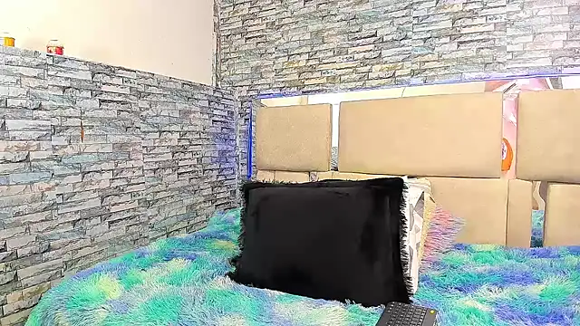 Julian wolf18 online show from 24, 10, 2025