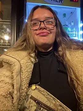 Aphrill online show from 16, 10, 2025