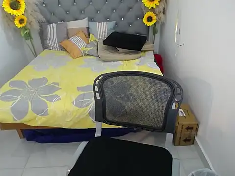 hotlesby valery online show from 6, 11, 2025