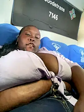 CarolinaGomez  online show from 26, 11, 2025