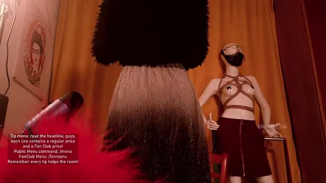 Giantess Eva online show from 19, 10, 2025