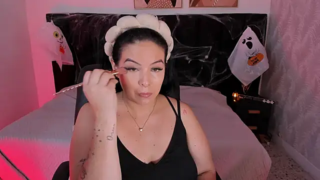 camiladuke7 online show from 28, 10, 2025