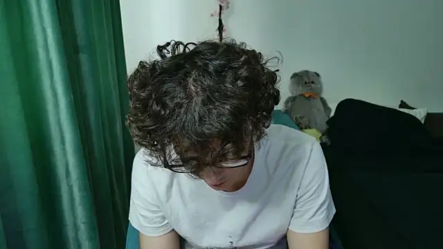 Snapshot of dreamgonetan chatting on 28, 9, 2025 dreamgonetan online show from 28, 9, 2025