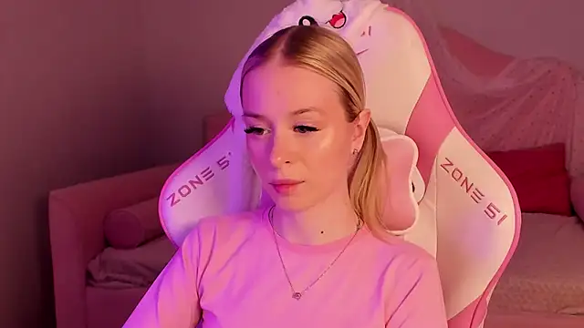 MiaGraces online show from 18, 11, 2025