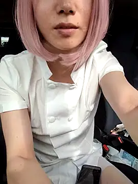 takusaki223 online show from 18, 10, 2025