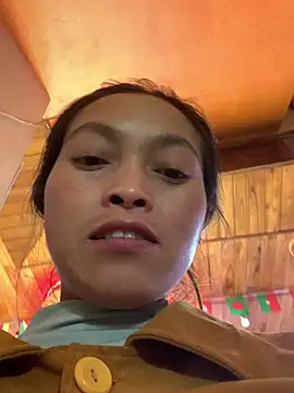 Snapshot of Halyy_xx chatting on 19, 2, 2026 Halyy xx online show from 19, 2, 2026