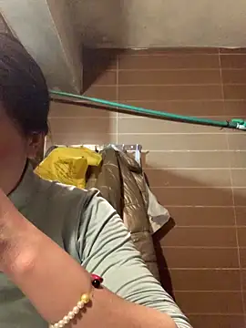 Snapshot of Halyy_xx chatting on 24, 2, 2026 Halyy xx online show from 24, 2, 2026