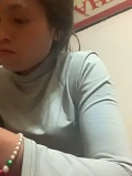 Snapshot of Halyy_xx chatting on 24, 2, 2026 Halyy xx online show from 24, 2, 2026